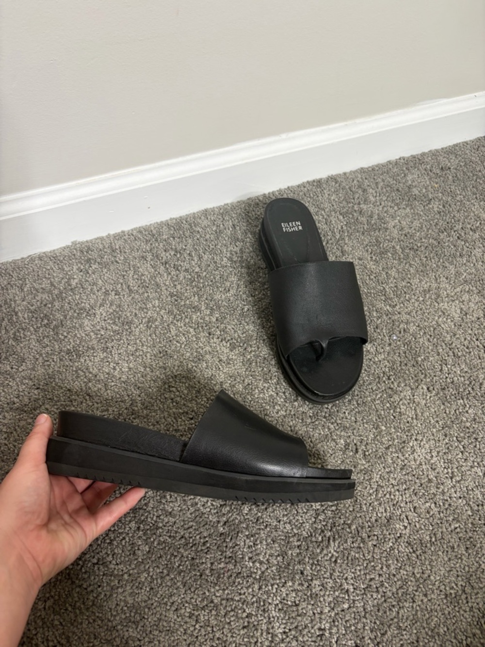 Eileen Fisher low heel Black Leather Slide Sandals flip flop